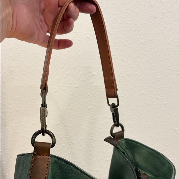 Green Leather Drawstring Bag - Picture 10 of 12